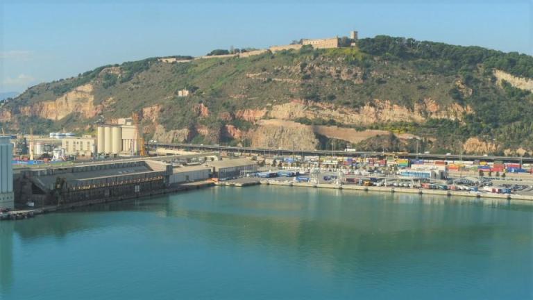 El Gobierno autoriza licitar la remodelación del muelle del Contradique Norte del Puerto de Barcelona por 22,33 millones de euros