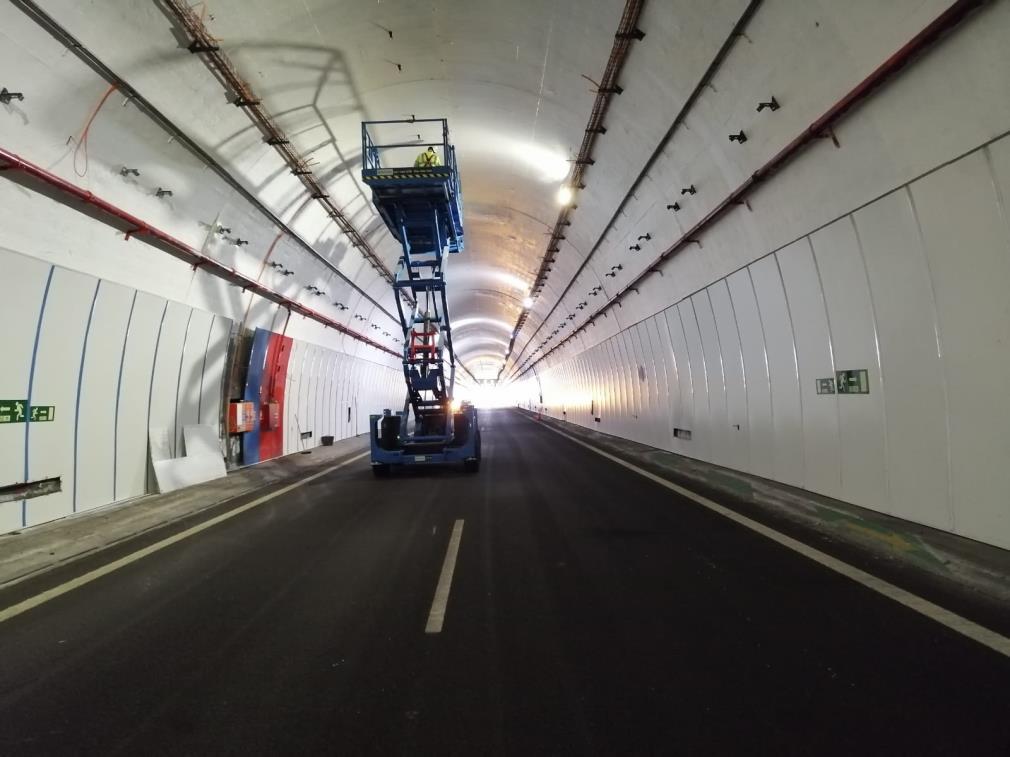 Imagen noticia: Obras para la reapertura del túnel de O Folgoso - Ministerio de Transportes, Movilidad y Agenda Urbana.